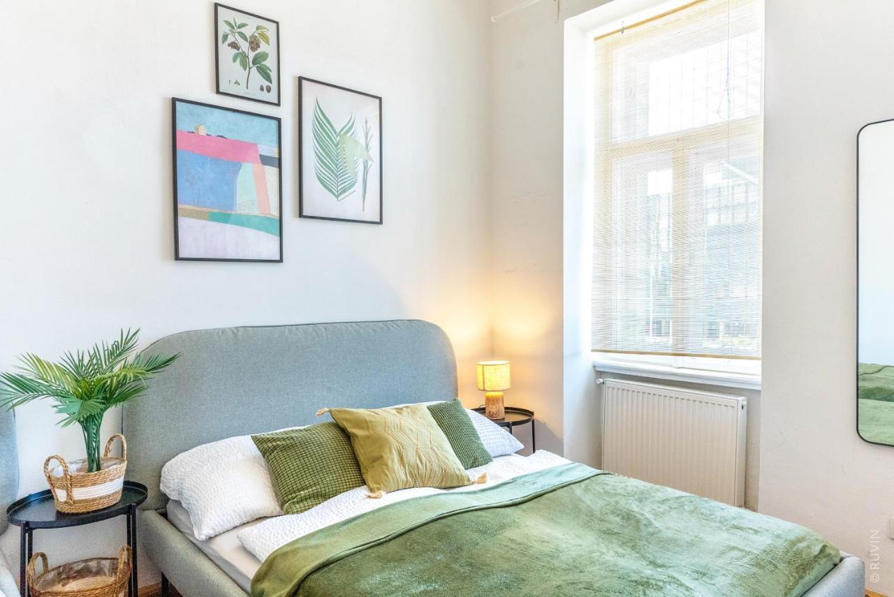 Apartment Double King Bed Home,netflix, Highspeed Wifi Wien