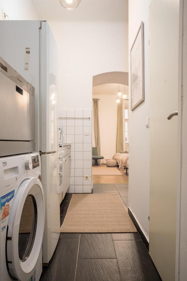 Double King Bed Home,netflix, Highspeed Wifi Apartment
