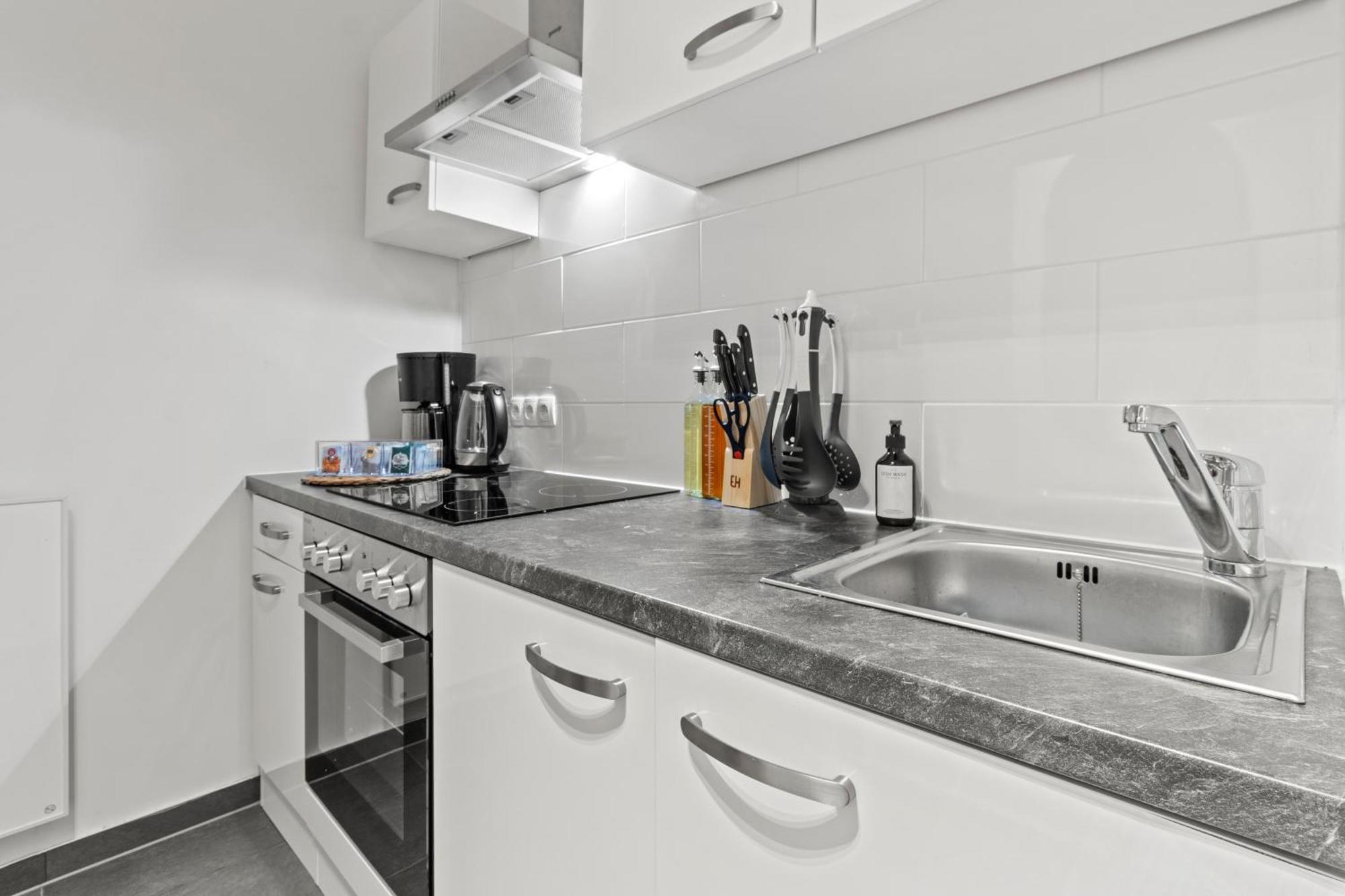 Double King Bed Home,netflix, Highspeed Wifi Apartment